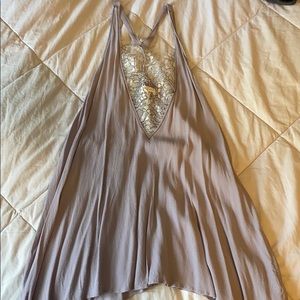 Flowy Shark hem tank